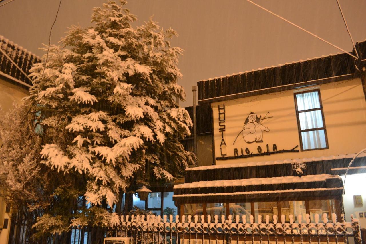 Hostal Rio Ona Ushuaia Exterior photo